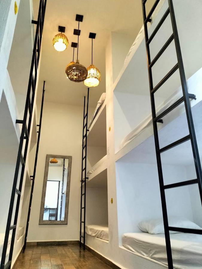 Punta Kai Hotel & Hostal 埃斯孔迪多港 外观 照片