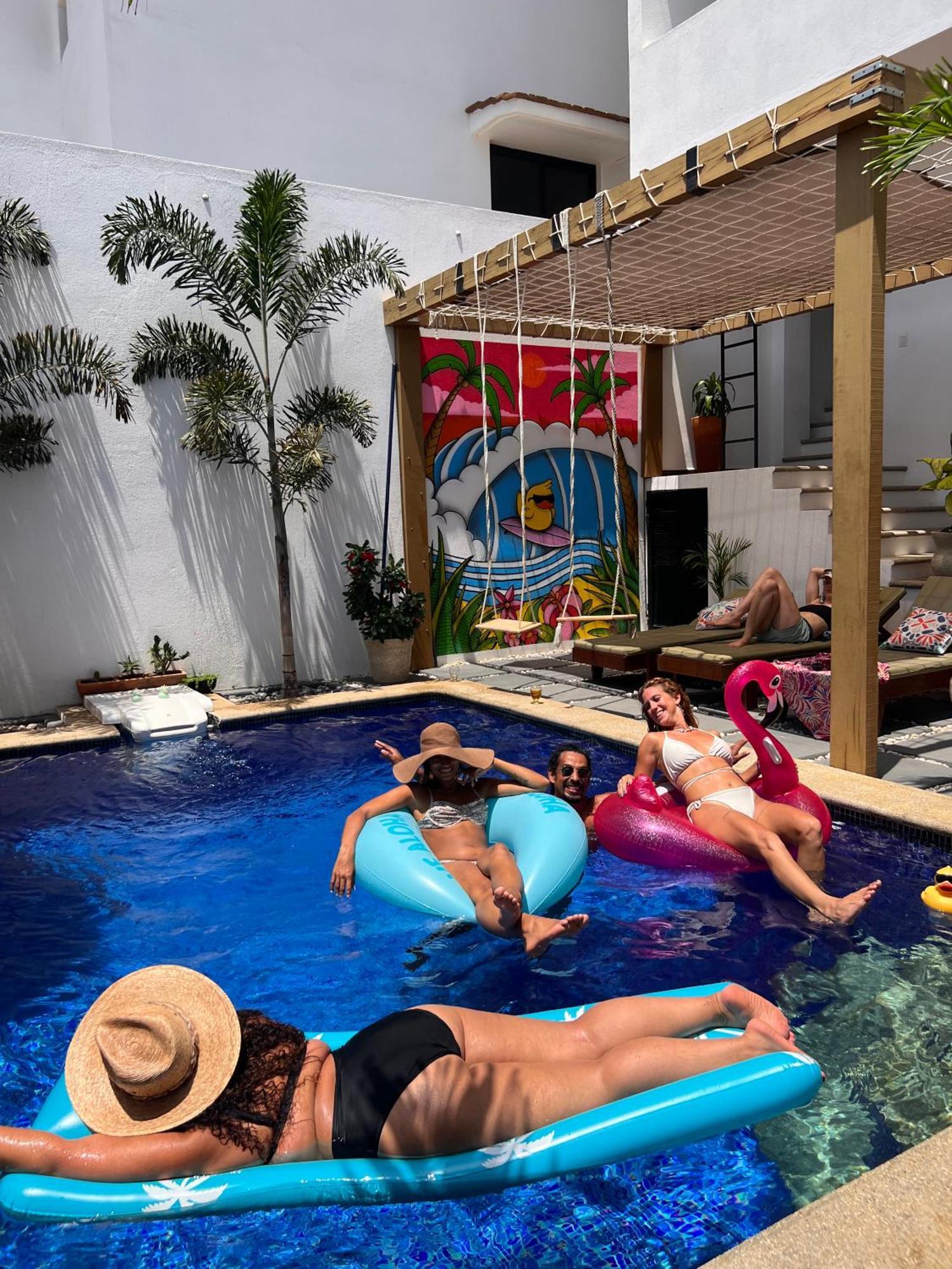 Punta Kai Hotel & Hostal 埃斯孔迪多港 外观 照片